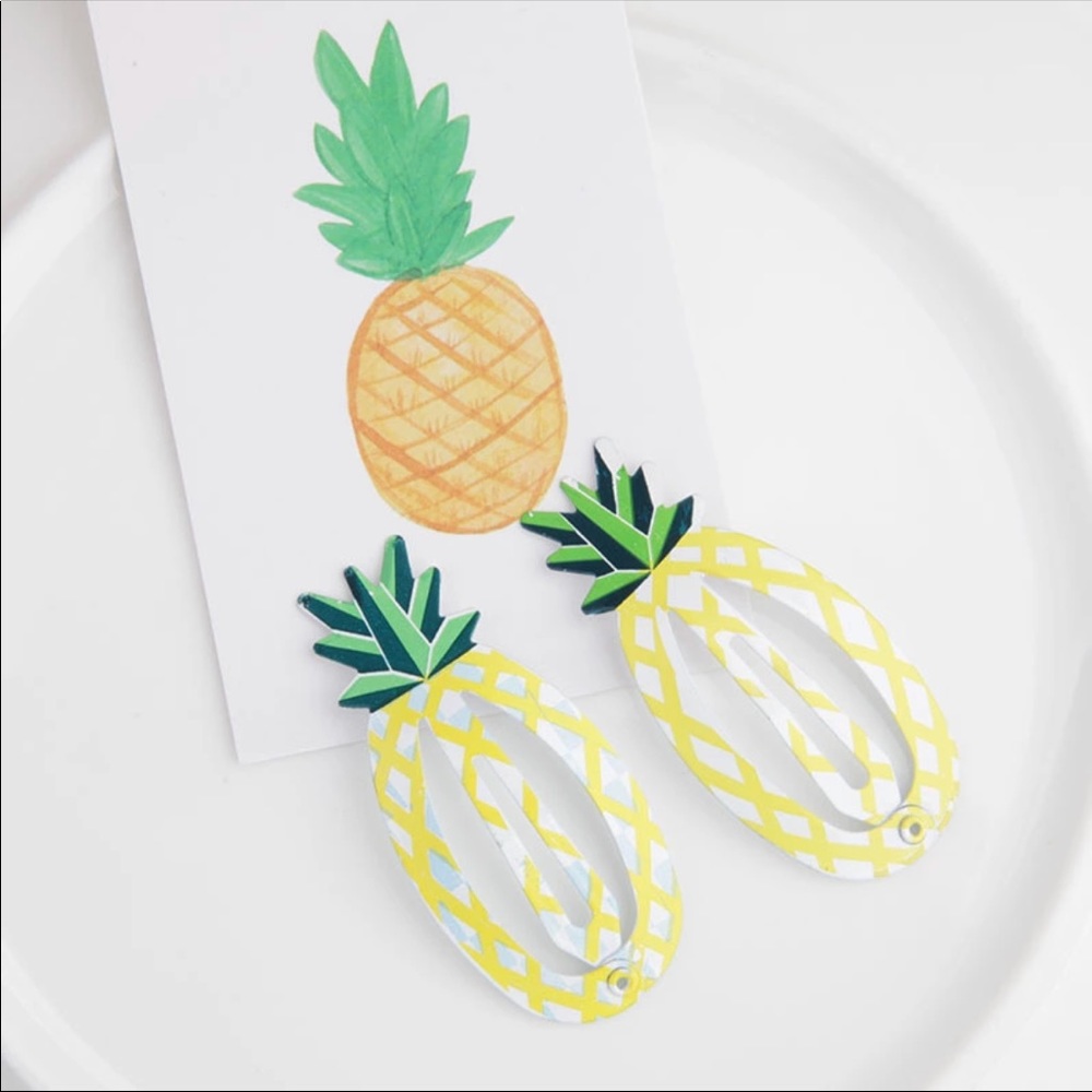 Pineapple 🍍 Hair Clips...